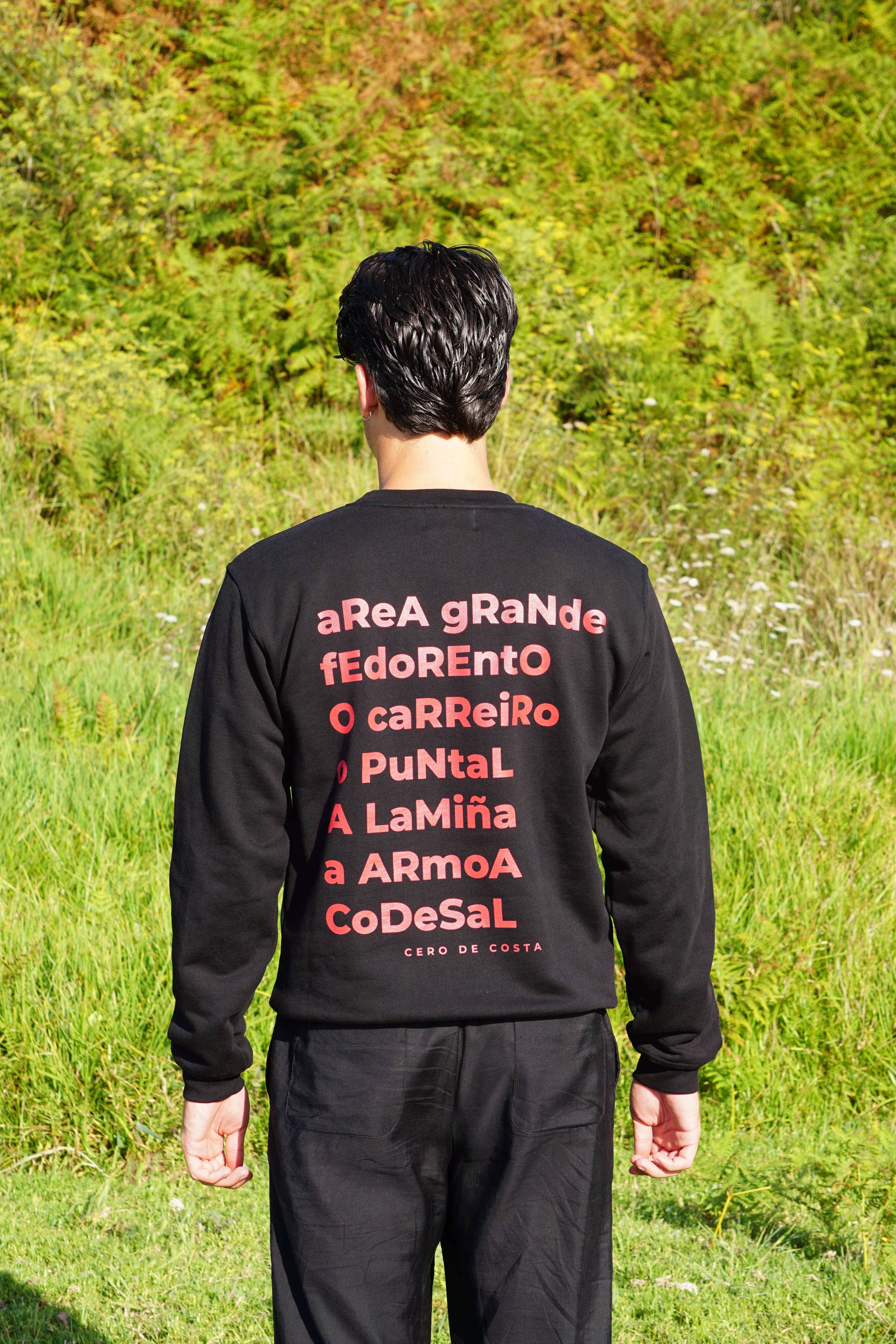 SUDADERA A GUARDA NEGRO/ROJO